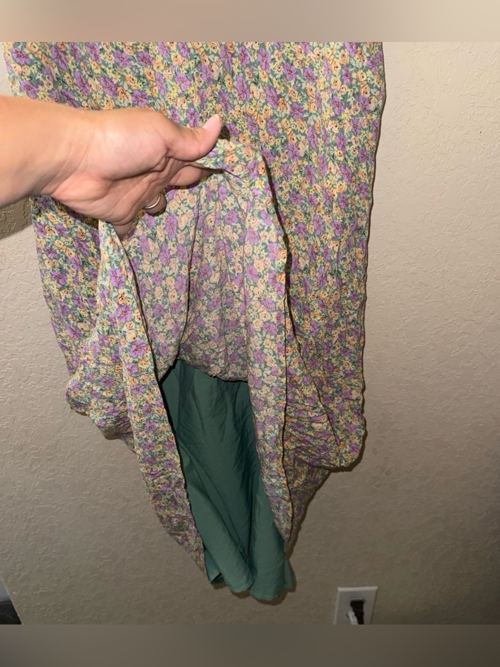 Women’s American Eagle floral midi skirt - Picture 4 of 6